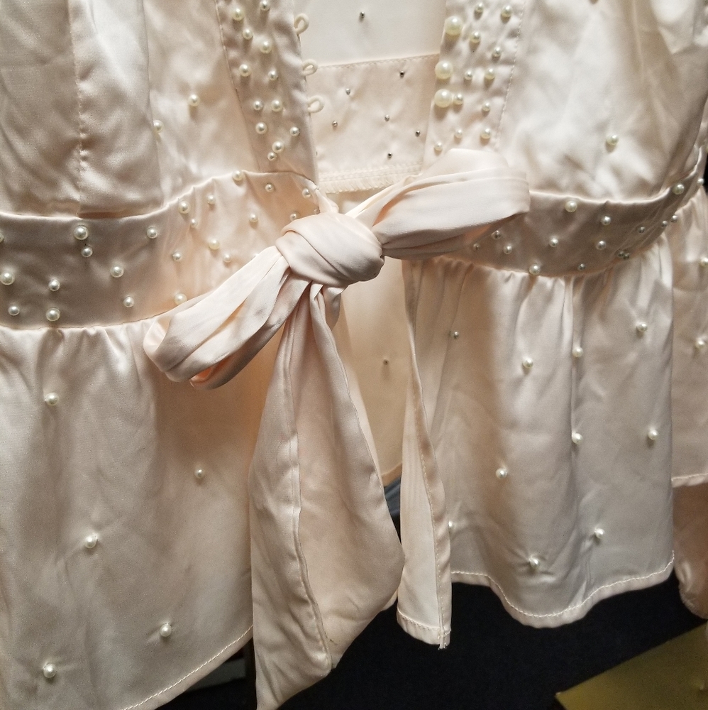 Faux Pearl Top - Mannequin worn only - Picture 9 of 15